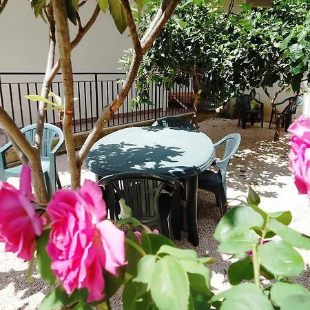 Casa Mia Апартаменты Калатабьано